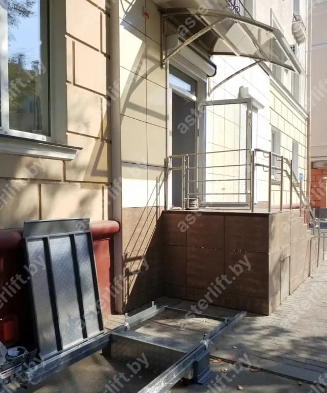 Вертикальный подъёмник для инвалидов ПП-101.А