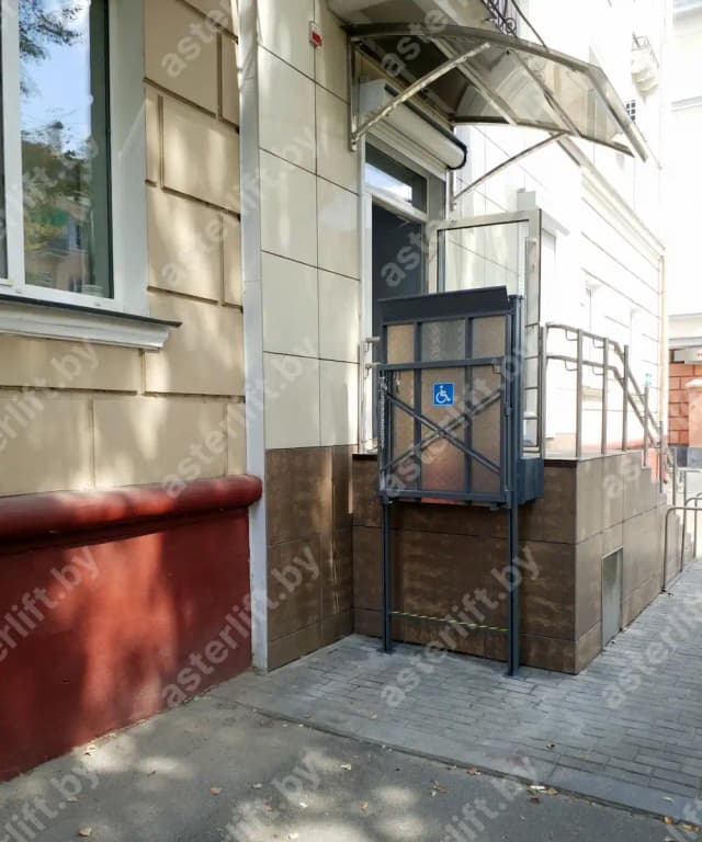 Вертикальный подъёмник для инвалидов ПП-101.А